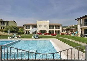 *** アパートホテル Residence Corte Delle Rose ガルダ イタリア