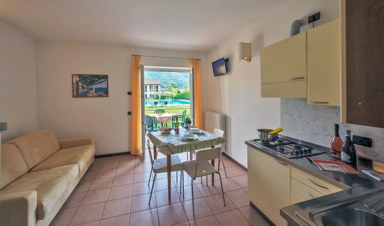 Residence Corte Delle Rose Garda  3*, Garda (Verona)