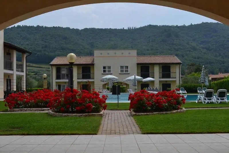 Residence Corte Delle Rose Garda