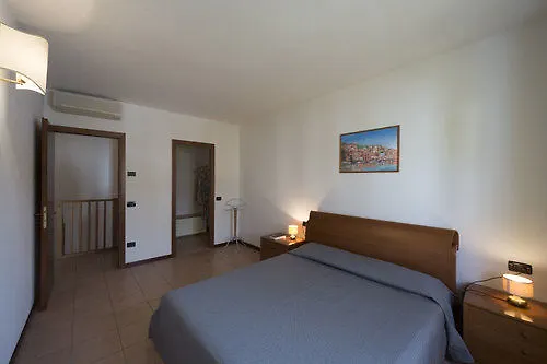 Residence Corte Delle Rose Garda