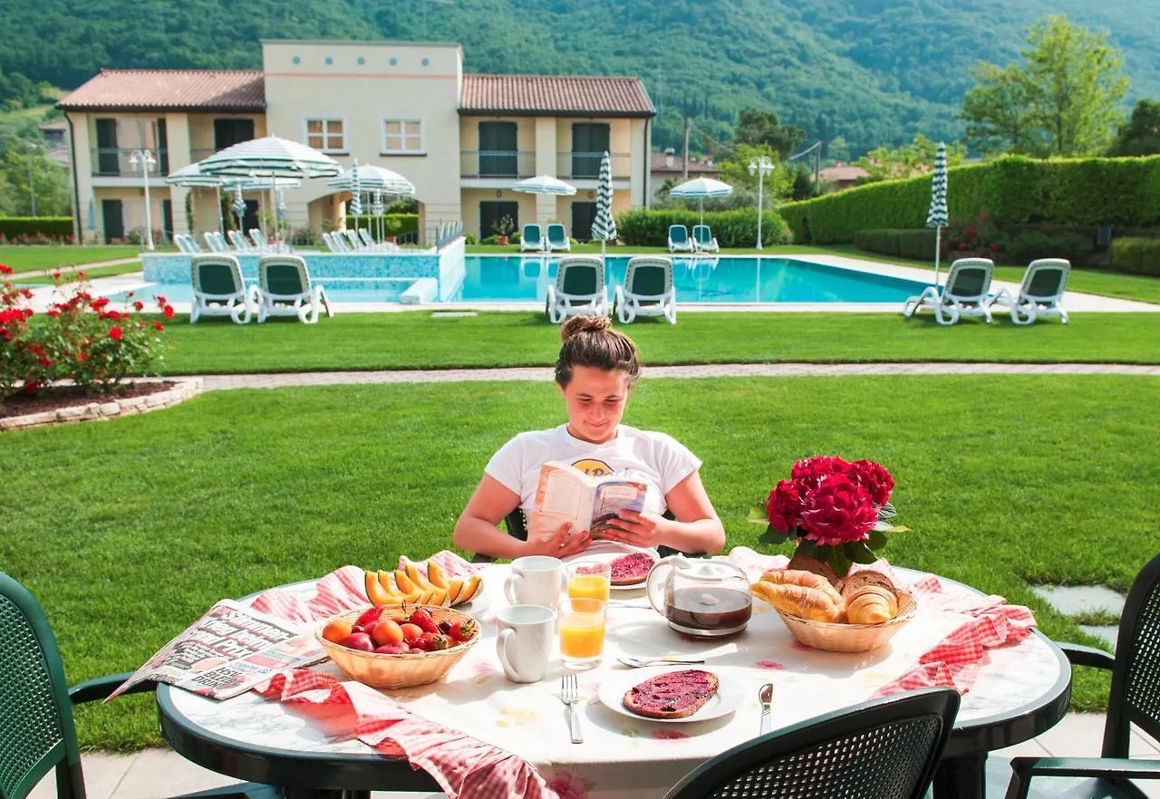 Aparthotel Residence Corte Delle Rose Garda