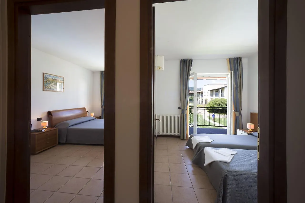 Aparthotel Residence Corte Delle Rose Garda