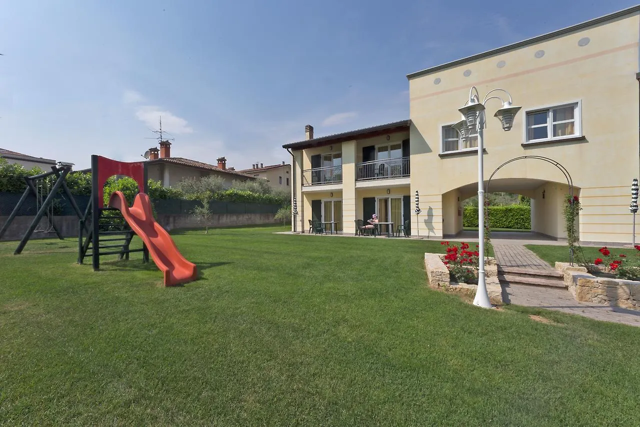 Residence Corte Delle Rose Garda  Garda (Verona)