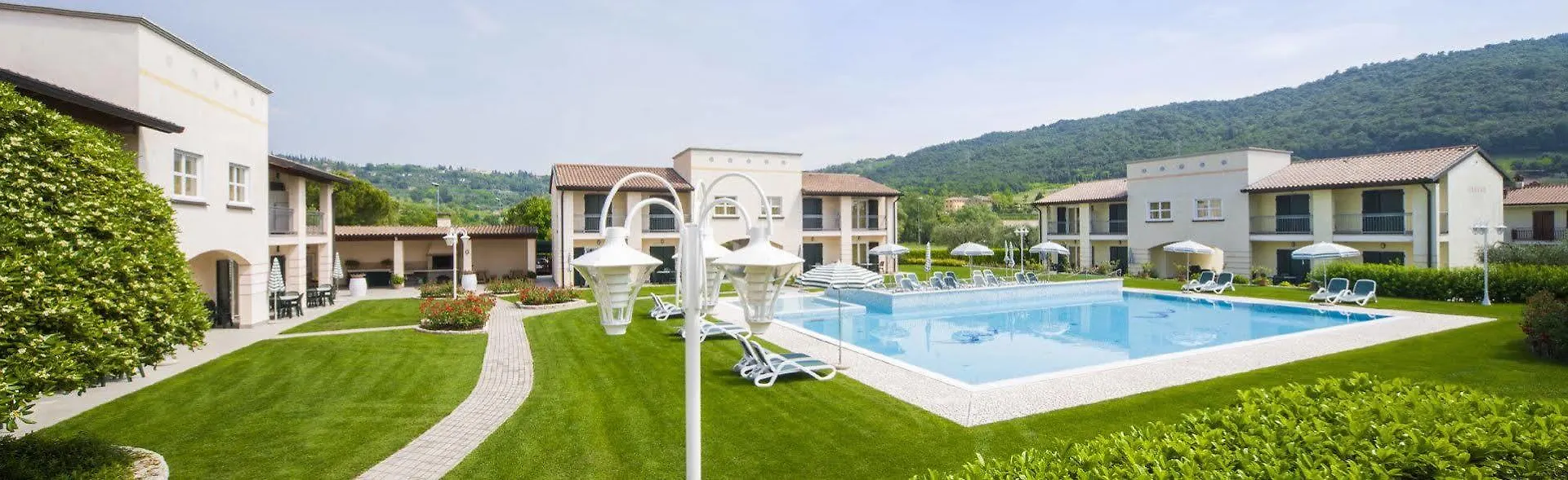 Residence Corte Delle Rose Garda  3*, Garda (Verona)
